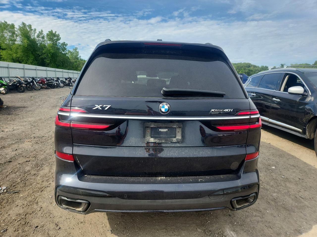 2023 BMW X7 xDrive40i