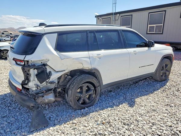 2023 JEEP GRAND CHEROKEE L LAREDO 4X2
