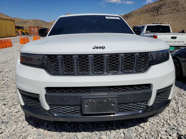 2023 JEEP GRAND CHEROKEE L LAREDO 4X2