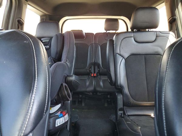 2023 JEEP GRAND CHEROKEE L LAREDO 4X2
