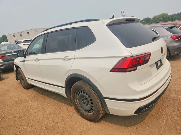 2023 VOLKSWAGEN TIGUAN 4Motion SE R-Line Black