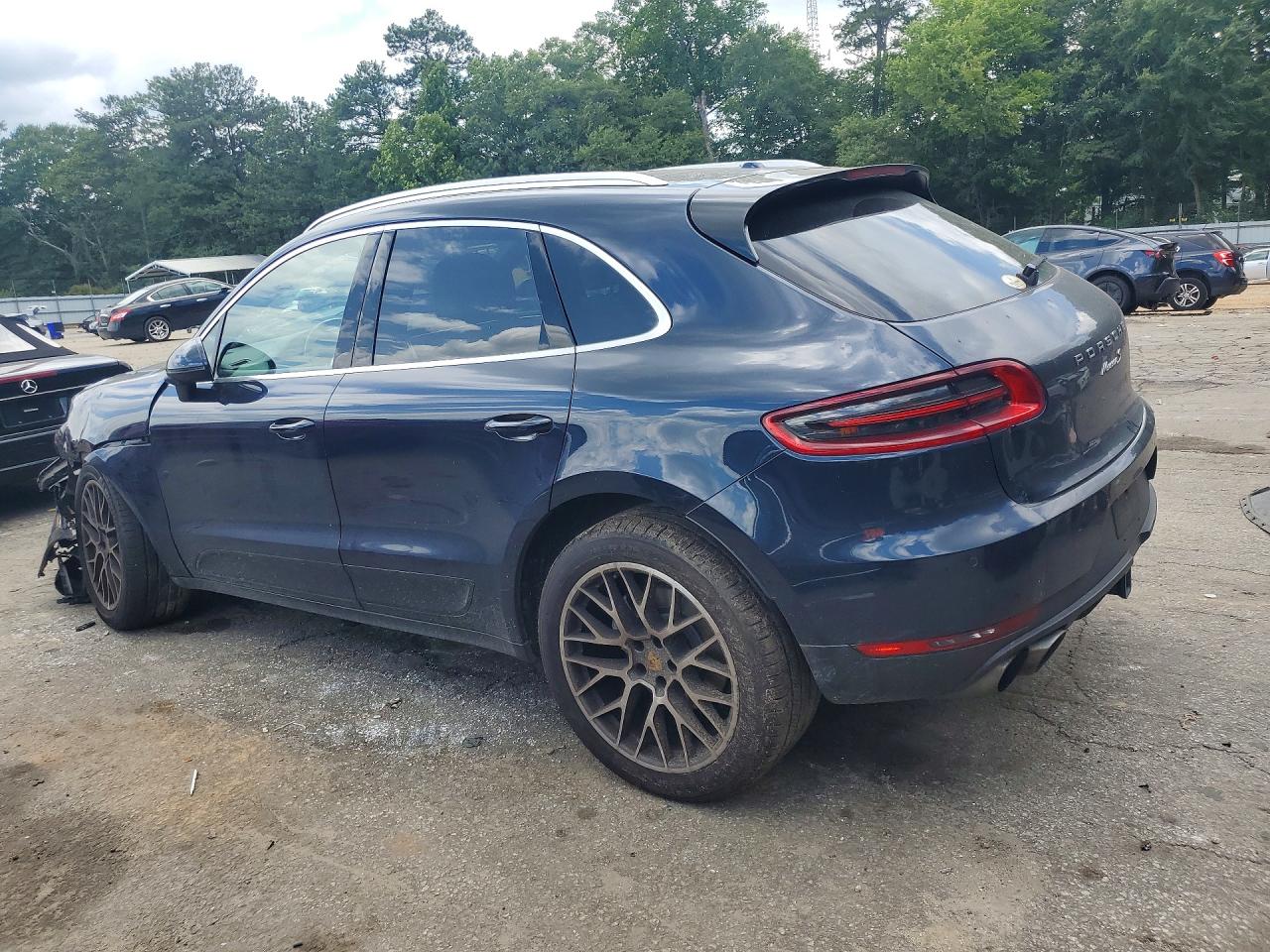 2017 PORSCHE MACAN