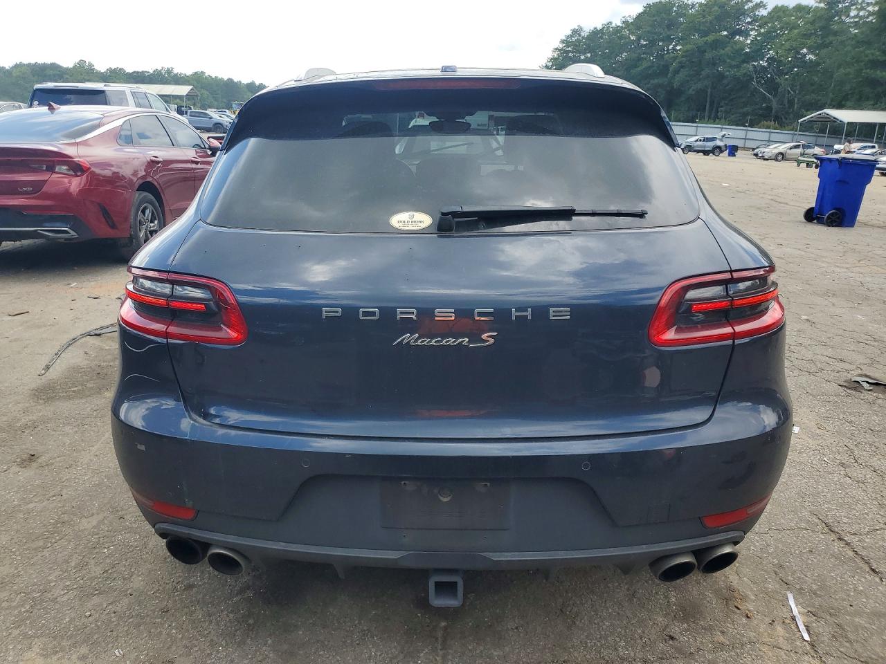 2017 PORSCHE MACAN