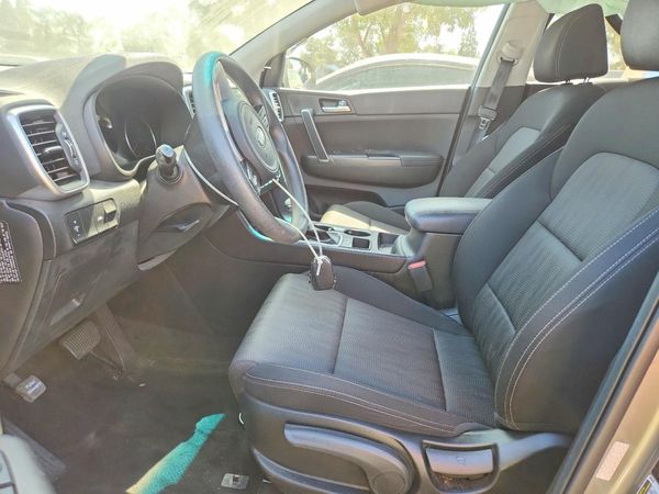 2022 KIA SPORTAGE LX, LX Value Edition Pkg — DENT