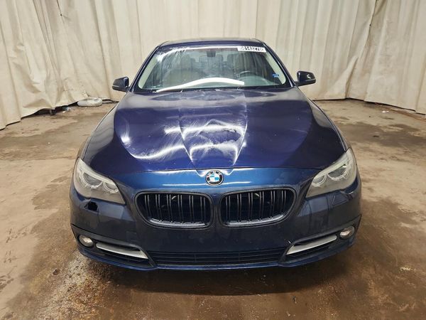 2016 BMW 528
