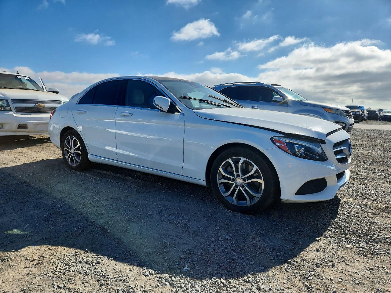 2016 MERCEDES-BENZ C C300