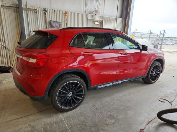 2018 MERCEDES-BENZ GLA GLA250-4M