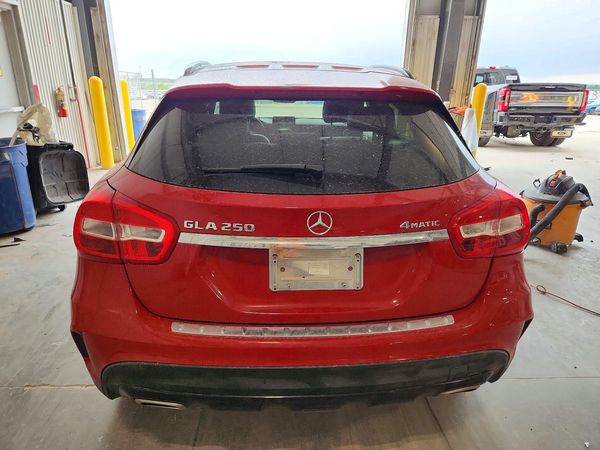 2018 MERCEDES-BENZ GLA GLA250-4M