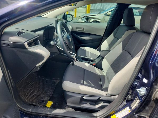 2025 TOYOTA COROLLA