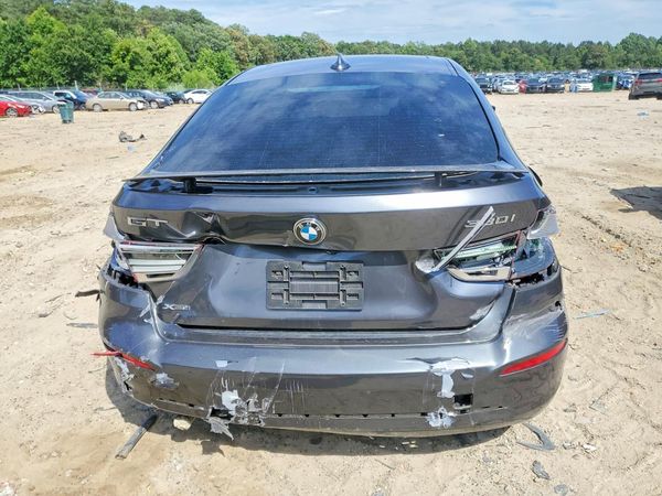 2018 BMW 330 xDrive GT