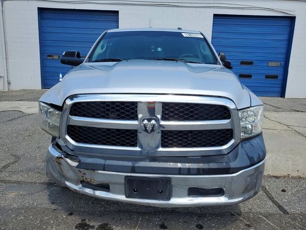 2017 RAM 1500 ST