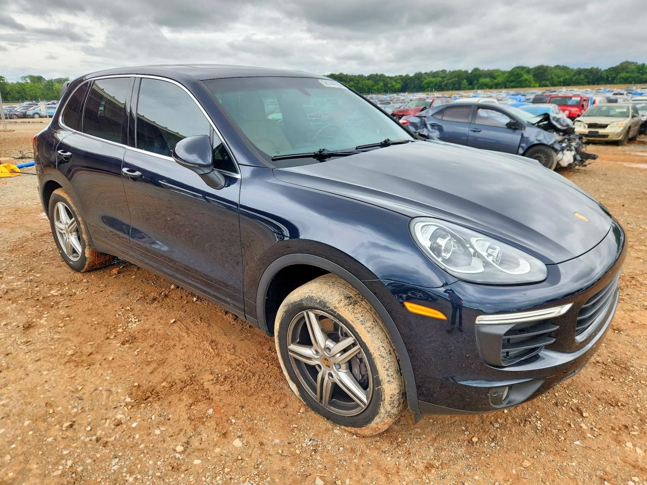 2016 PORSCHE CAYENNE