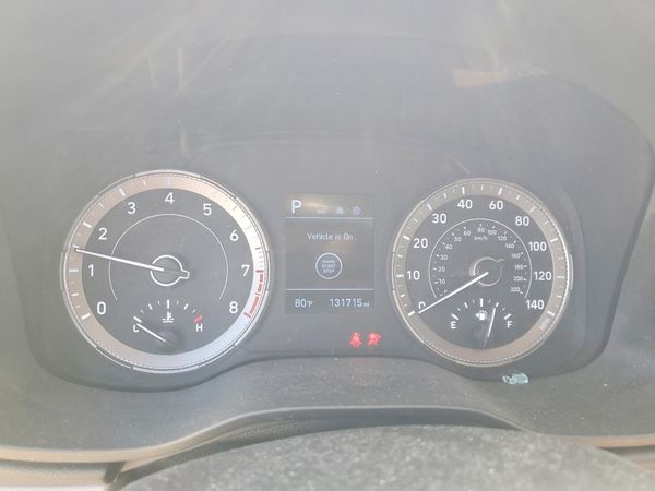 2021 HYUNDAI VENUE SEL & Denim