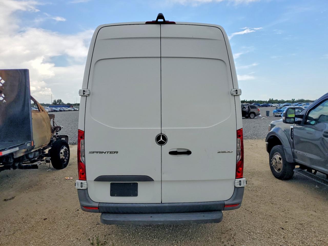 2021 MERCEDES-BENZ SPRINTER 907 (VS30)