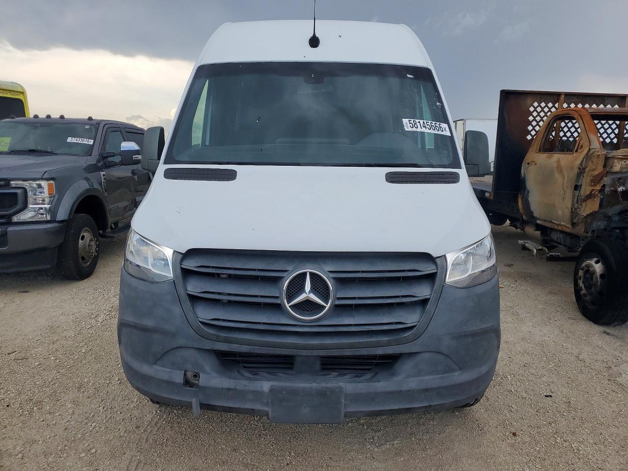 2021 MERCEDES-BENZ SPRINTER 907 (VS30)