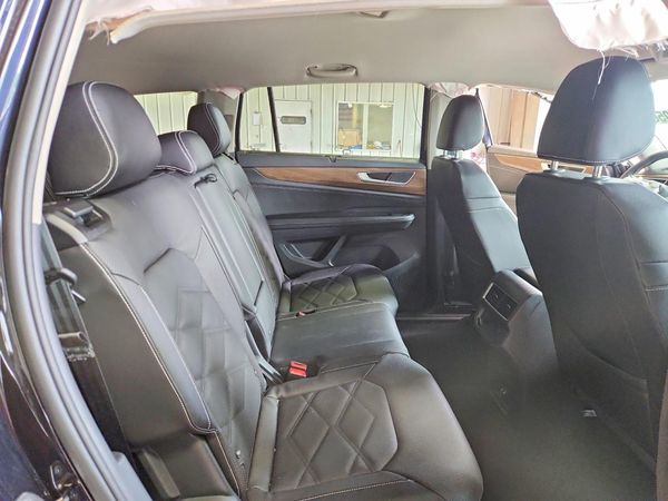 2026 VOLKSWAGEN ATLAS SE