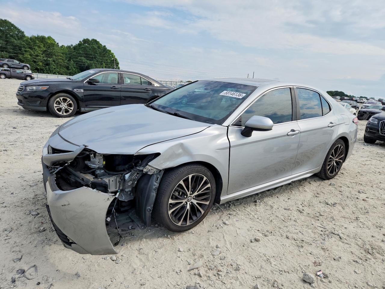 2018 TOYOTA CAMRY