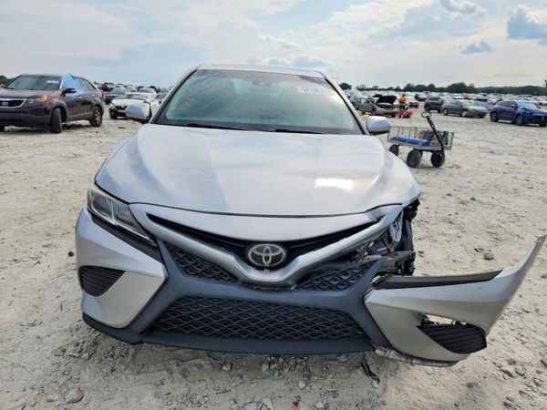 2018 TOYOTA CAMRY
