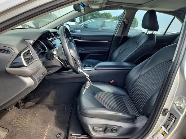 2018 TOYOTA CAMRY
