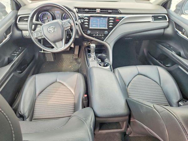 2018 TOYOTA CAMRY