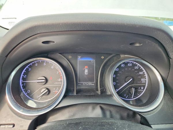 2018 TOYOTA CAMRY