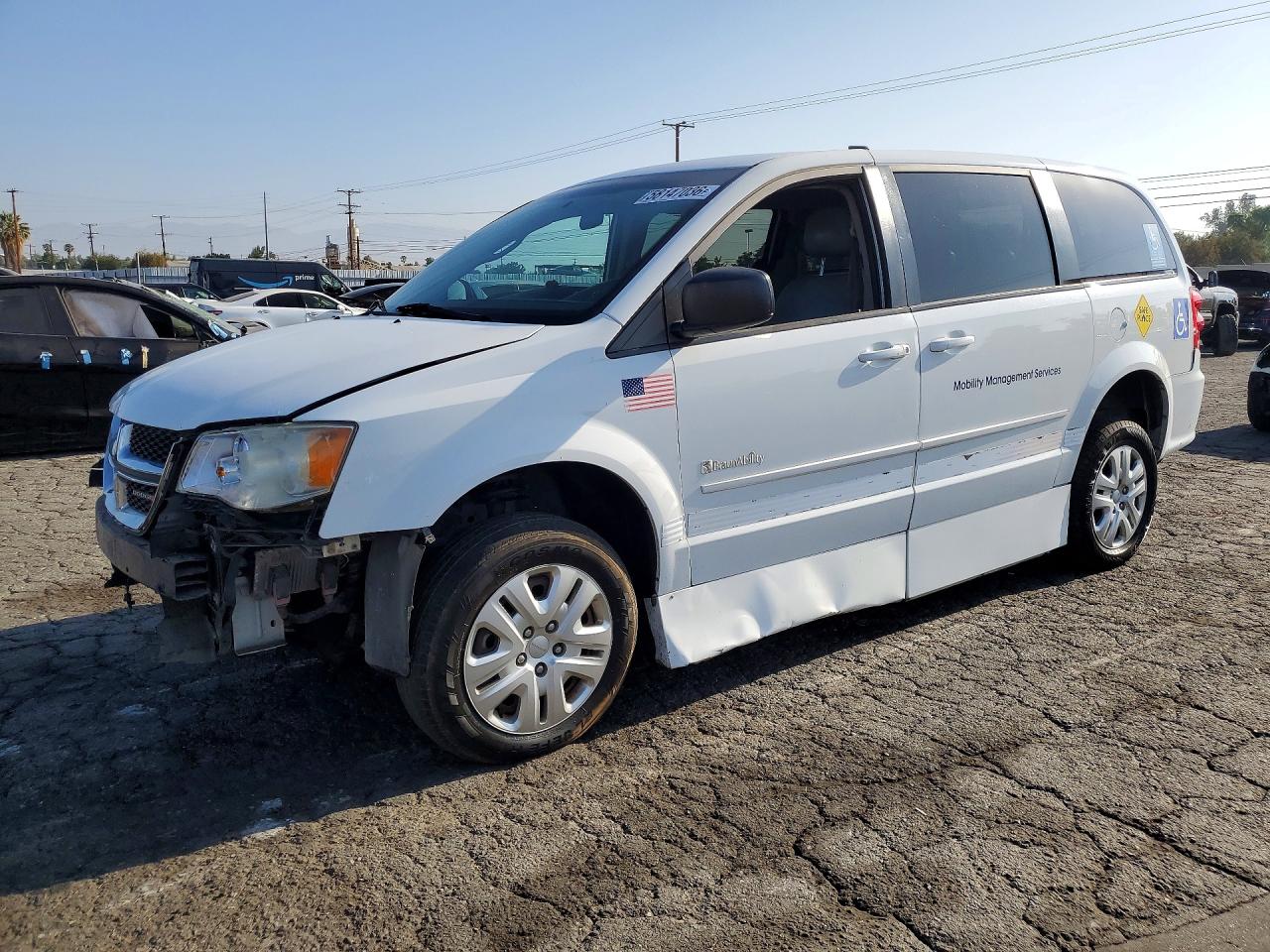 2017 DODGE GRAND CARAVAN SE