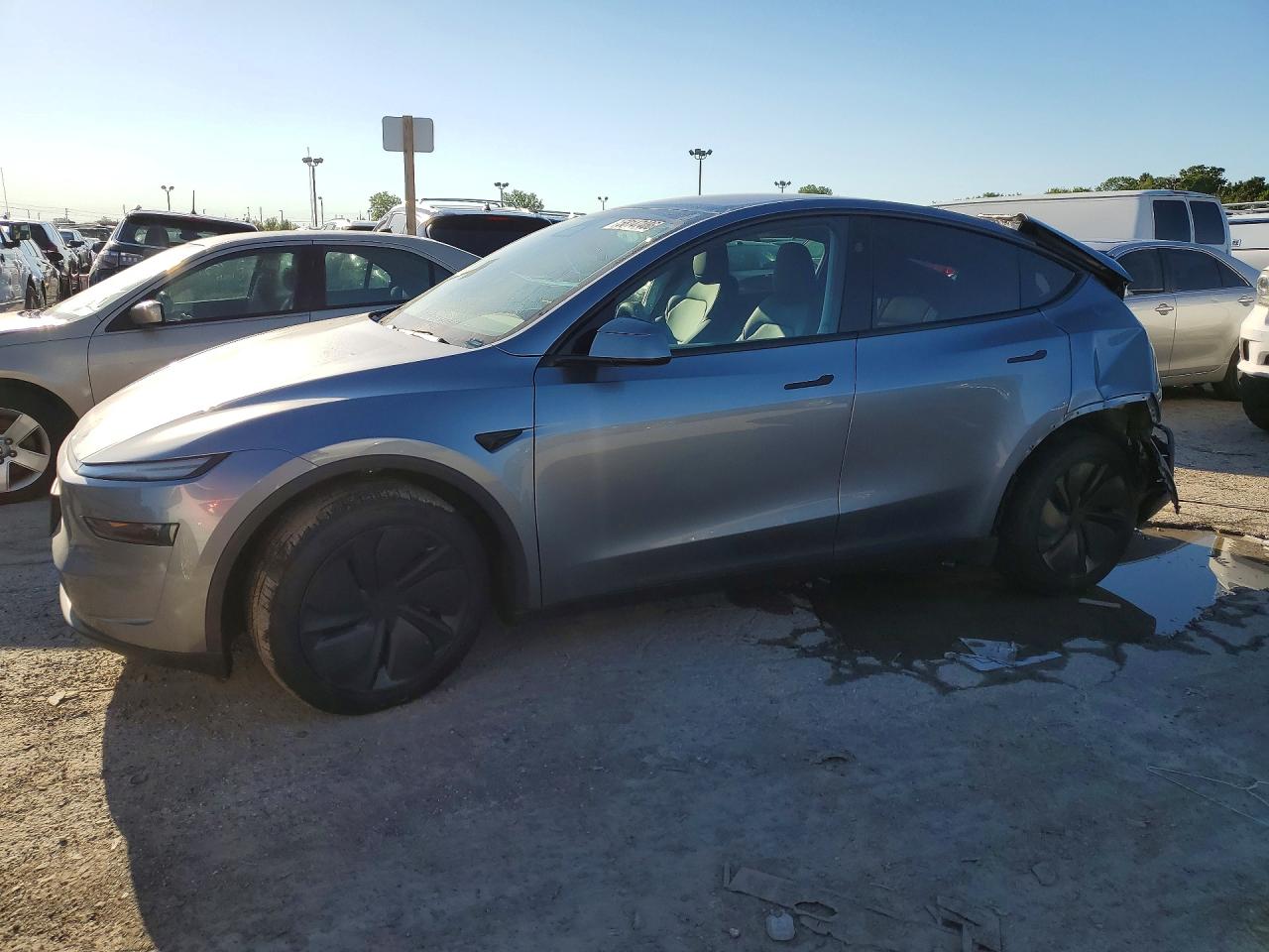 2026 TESLA MODEL Y