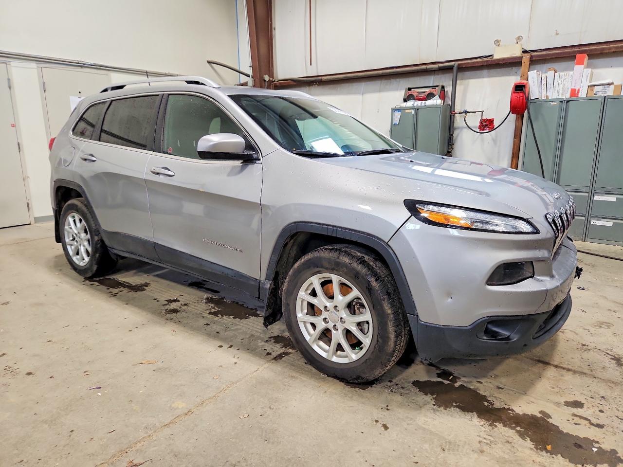 2016 JEEP CHEROKEE LATITUDE 4X4