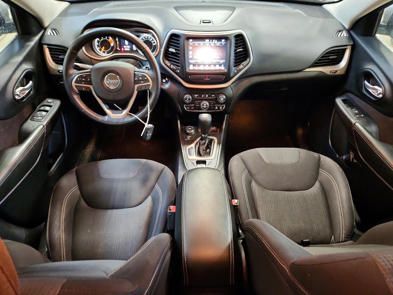2016 JEEP CHEROKEE LATITUDE 4X4