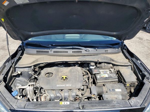 2019 HYUNDAI KONA SE
