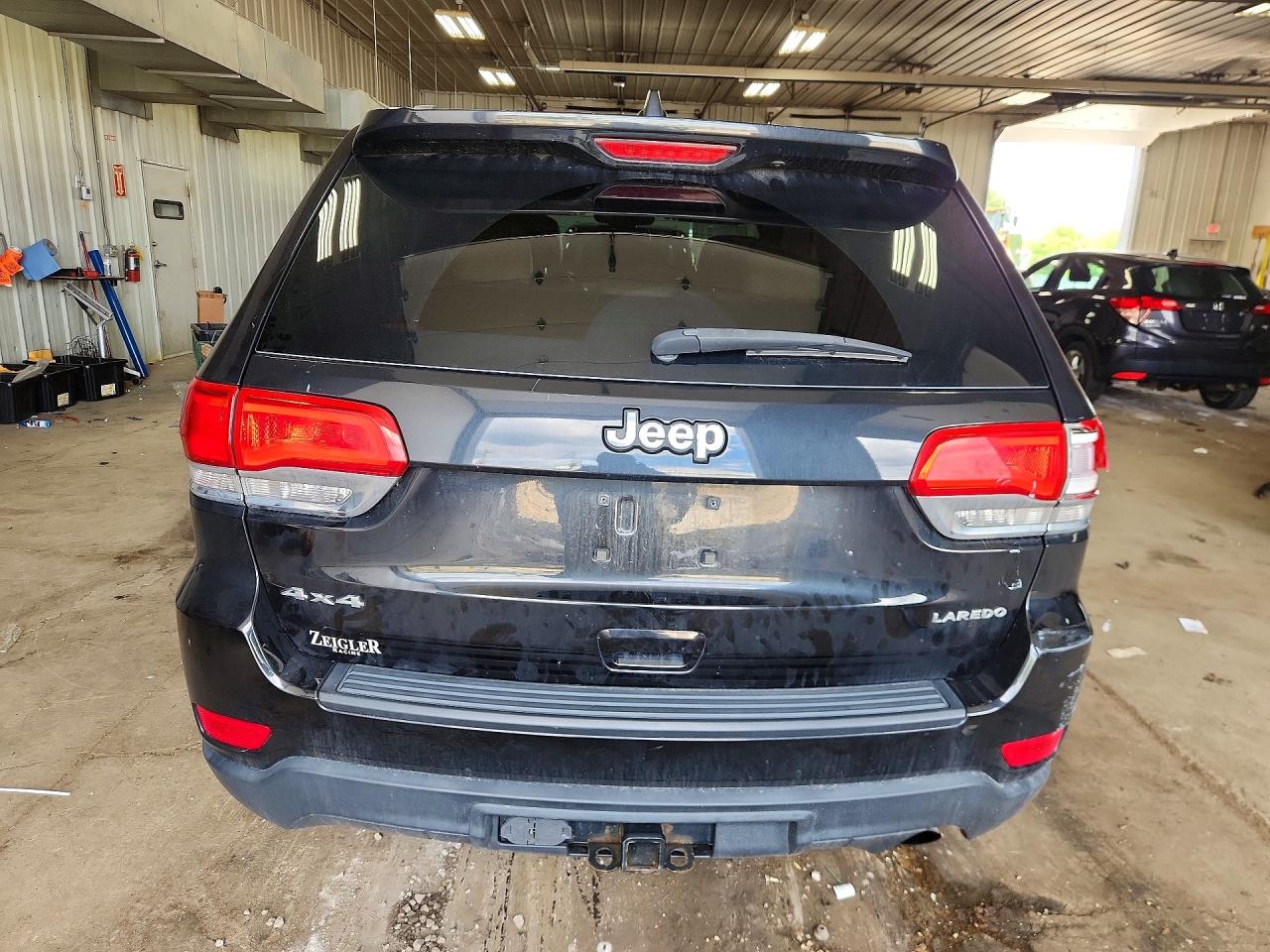 2015 JEEP GRAND CHEROKEE LAREDO 4X4