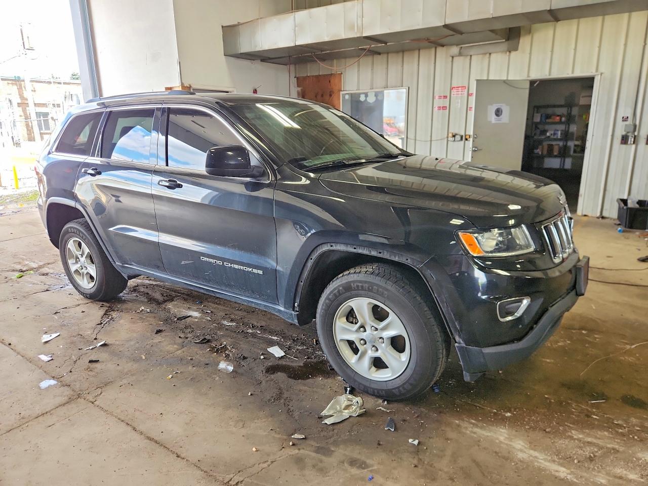 2015 JEEP GRAND CHEROKEE LAREDO 4X4