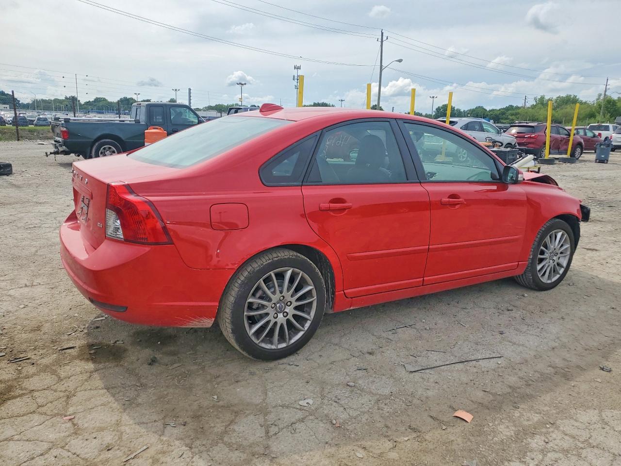 2009 VOLVO S40