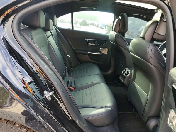 2022 MERCEDES-BENZ C C300