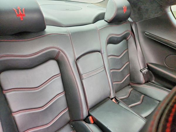 2012 MASERATI GRANTURISMO