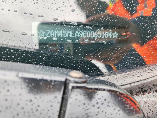 2012 MASERATI GRANTURISMO