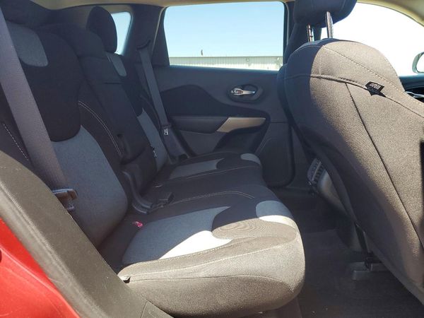 2017 JEEP CHEROKEE SPORT FWD