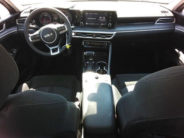 2022 KIA K5 LXS — CKPT