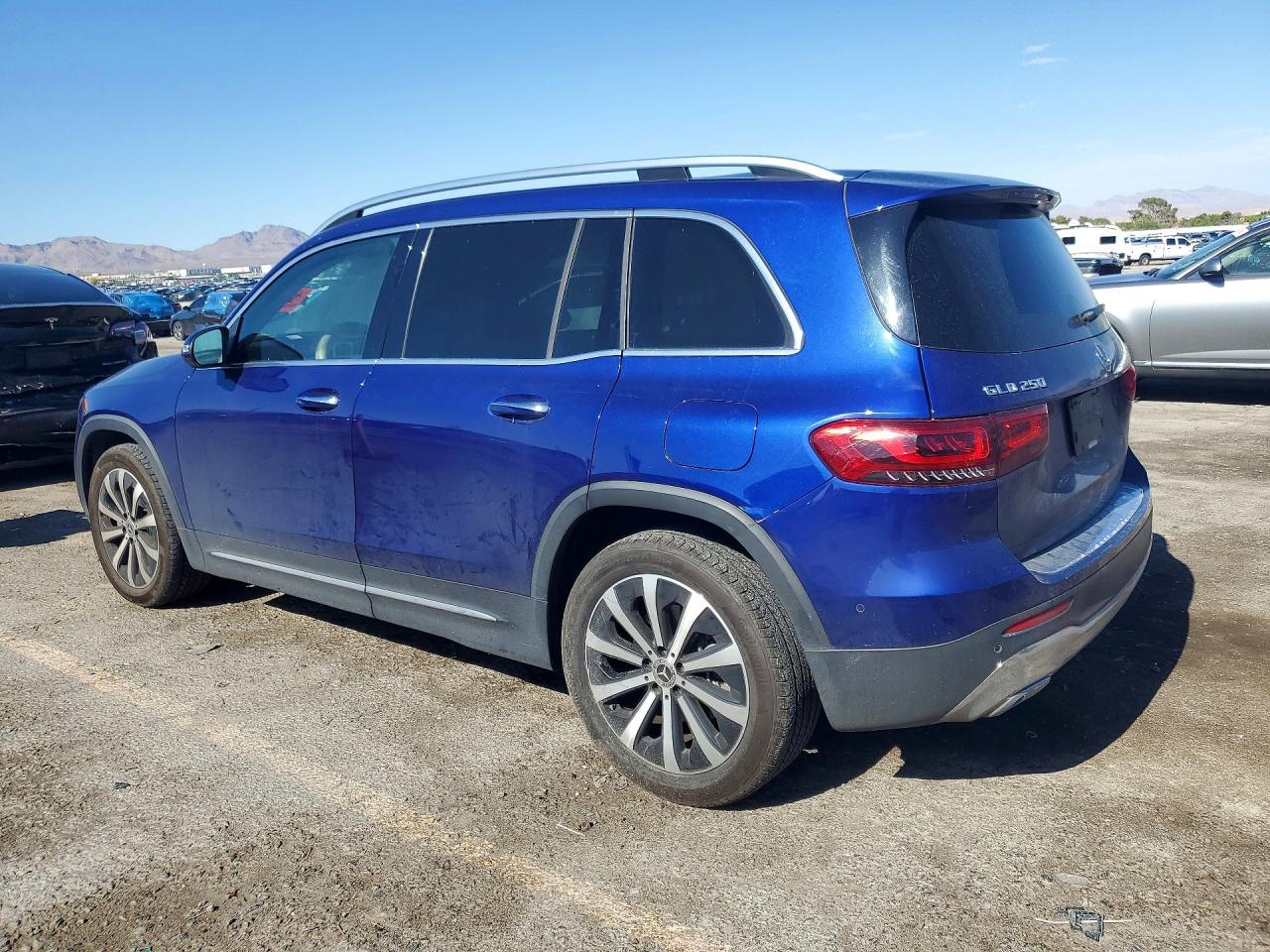 2022 MERCEDES-BENZ GLB GLB250 / GLB250 4MATIC