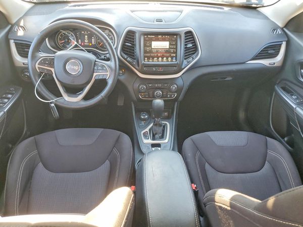 2015 JEEP CHEROKEE LATITUDE 4X4