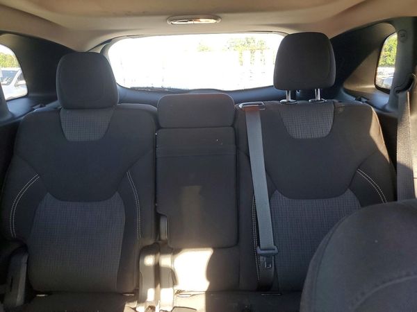 2015 JEEP CHEROKEE LATITUDE 4X4