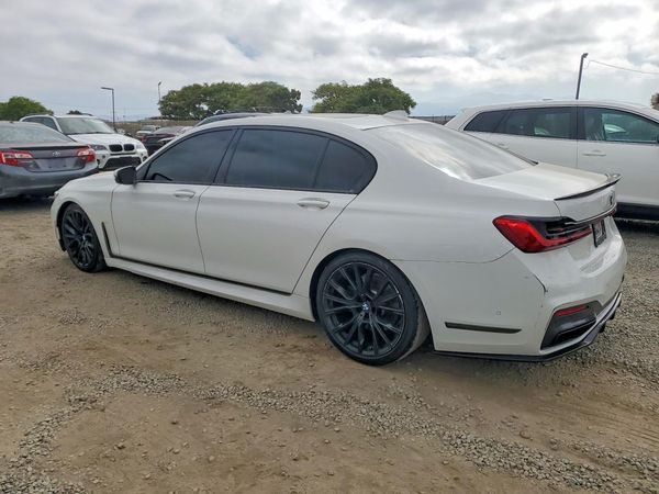 2021 BMW 740