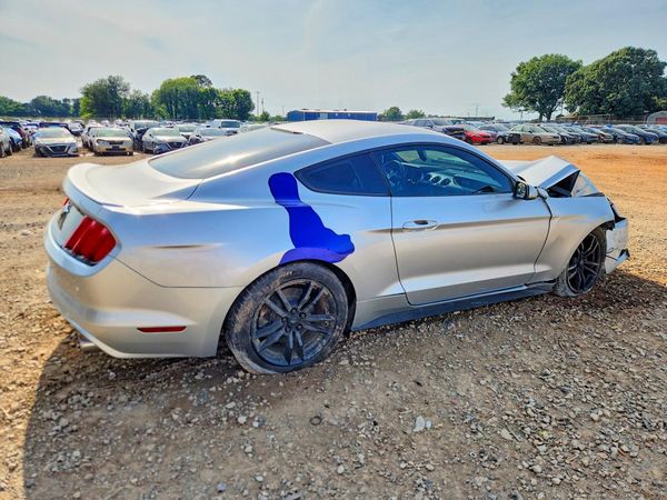 2017 FORD MUSTANG I4 Coupe