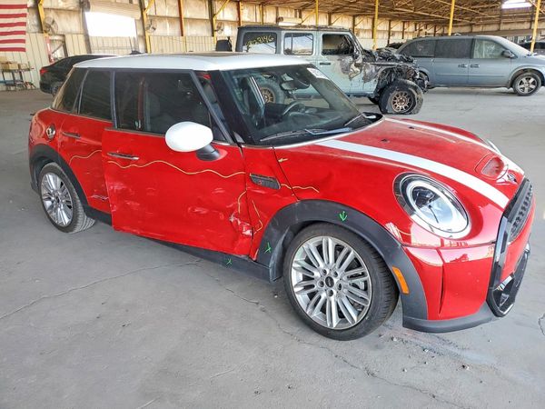 2022 MINI COOPER
