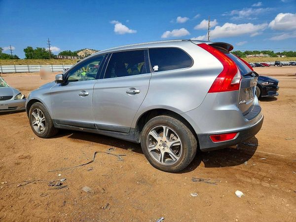 2013 VOLVO XC60