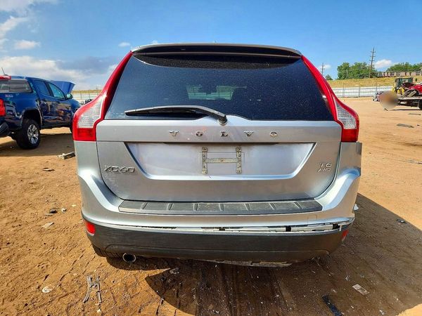 2013 VOLVO XC60