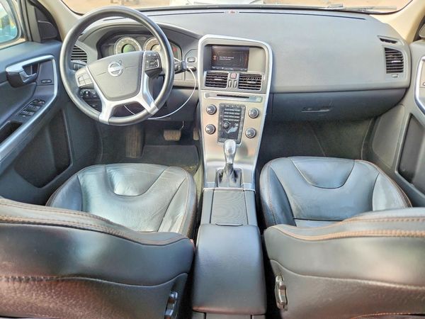 2013 VOLVO XC60