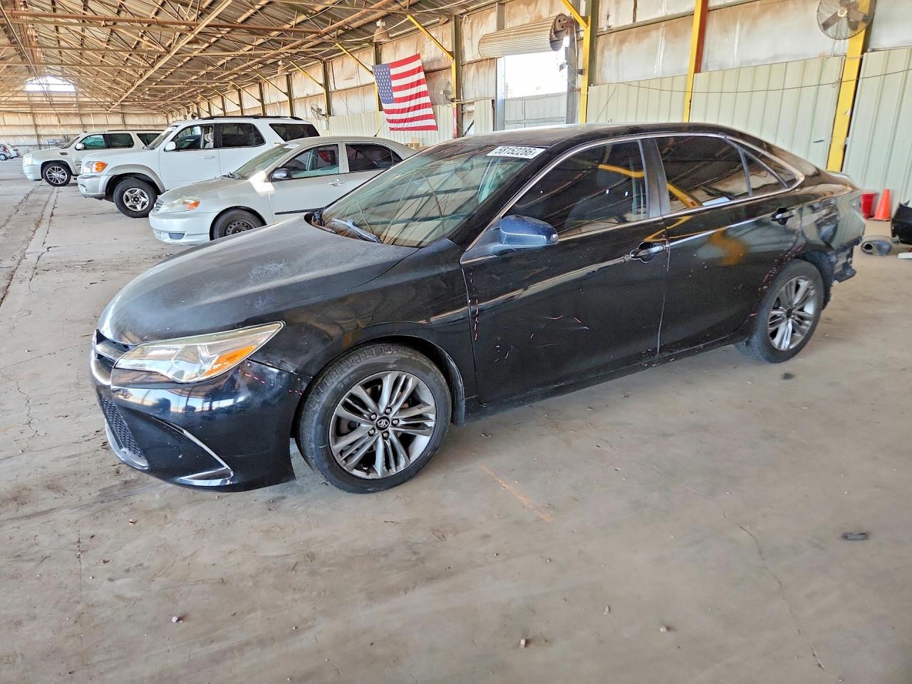 2016 TOYOTA CAMRY