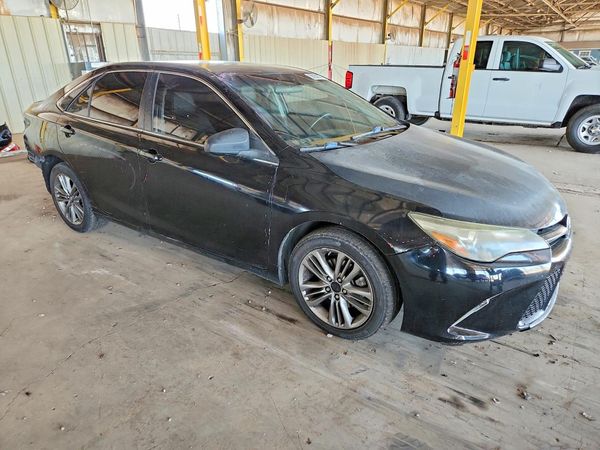 2016 TOYOTA CAMRY
