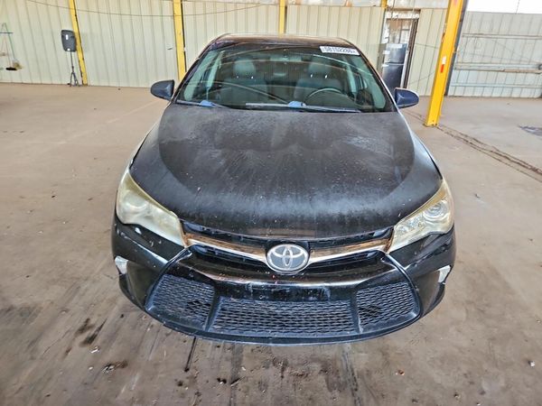 2016 TOYOTA CAMRY